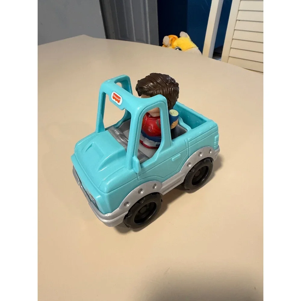 Fisher-Price Little People Teal Blue Pick-Up Truck with Boy Figure